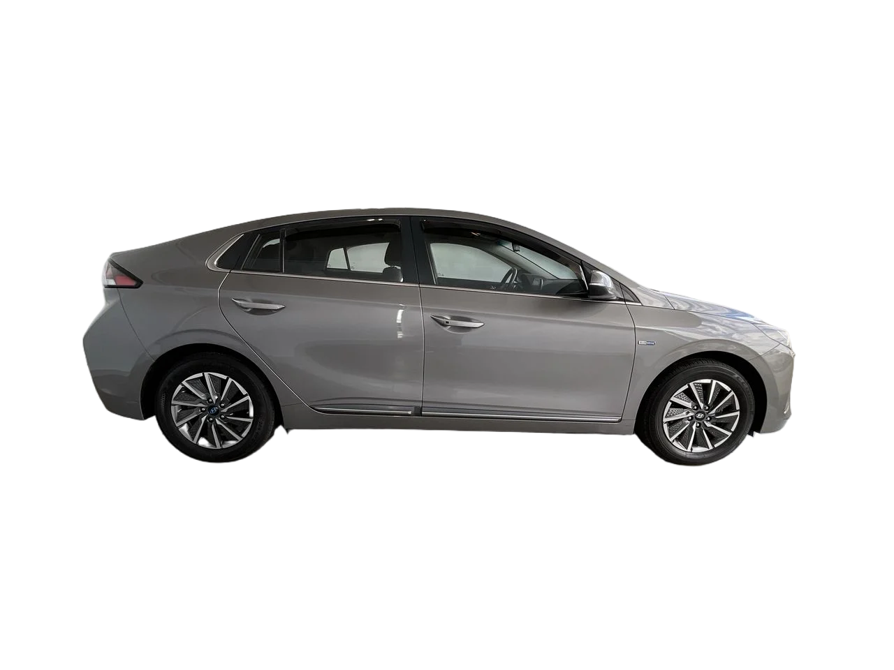 Exterior 8