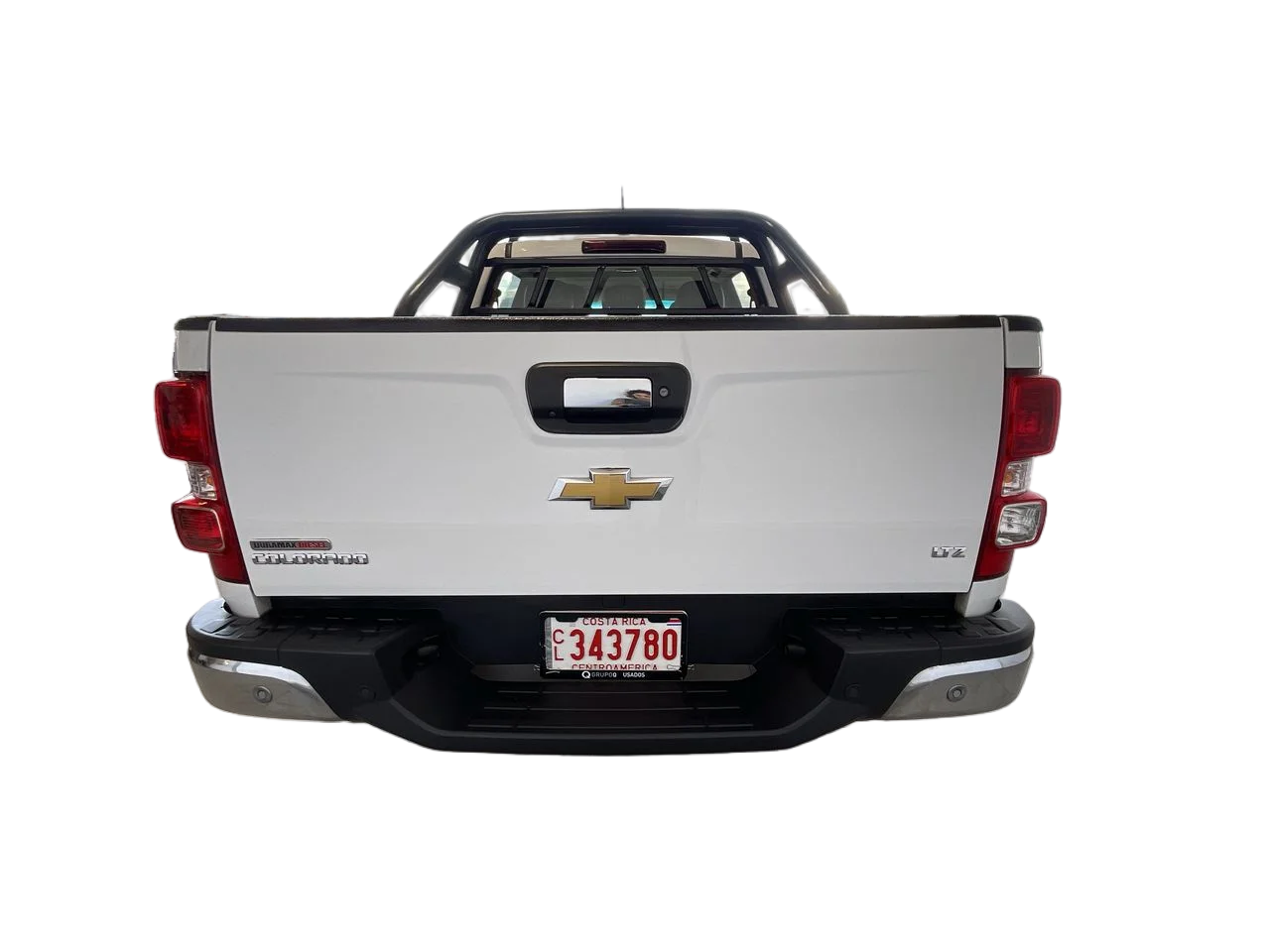 Exterior 6