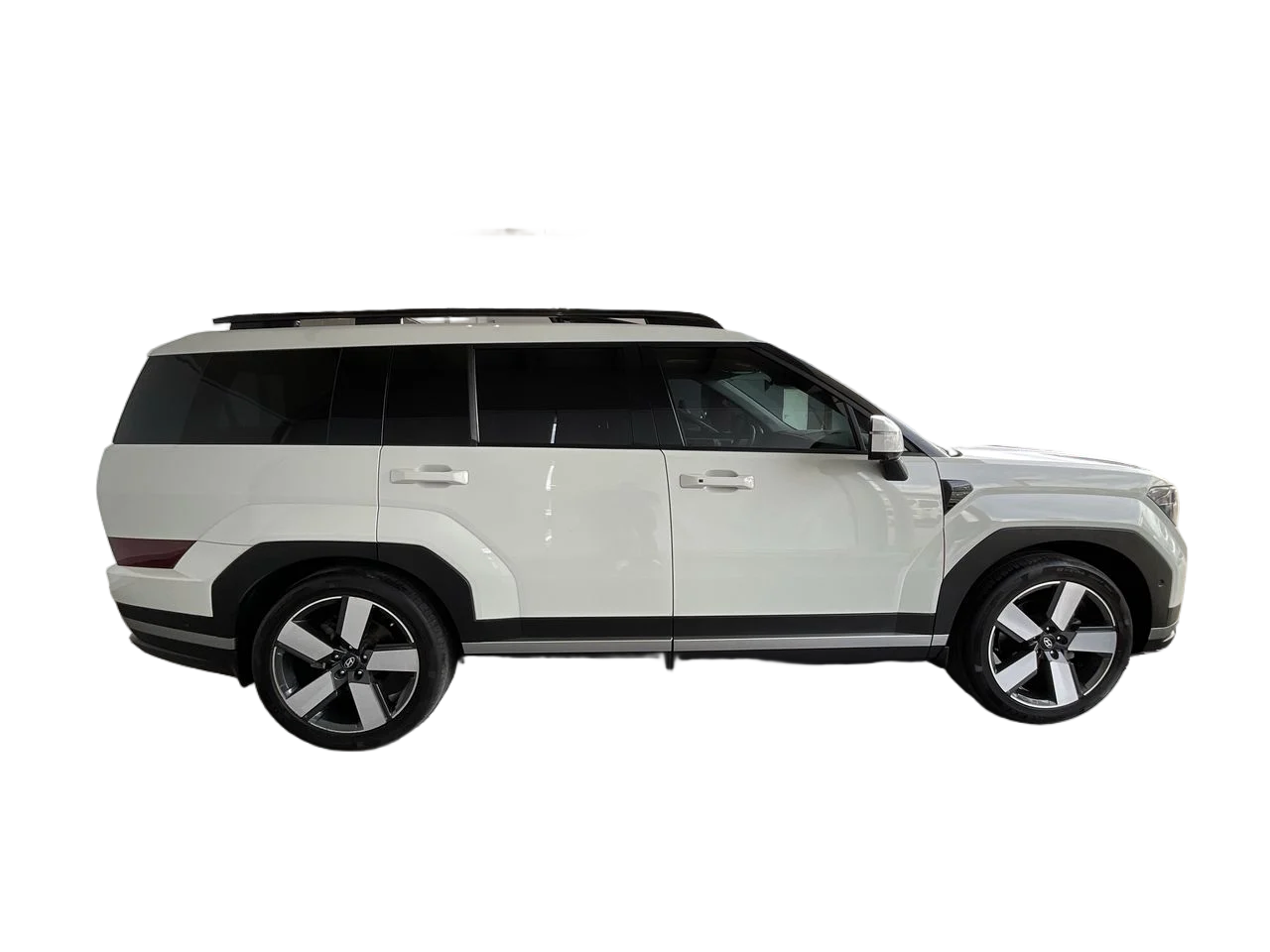 Exterior 8