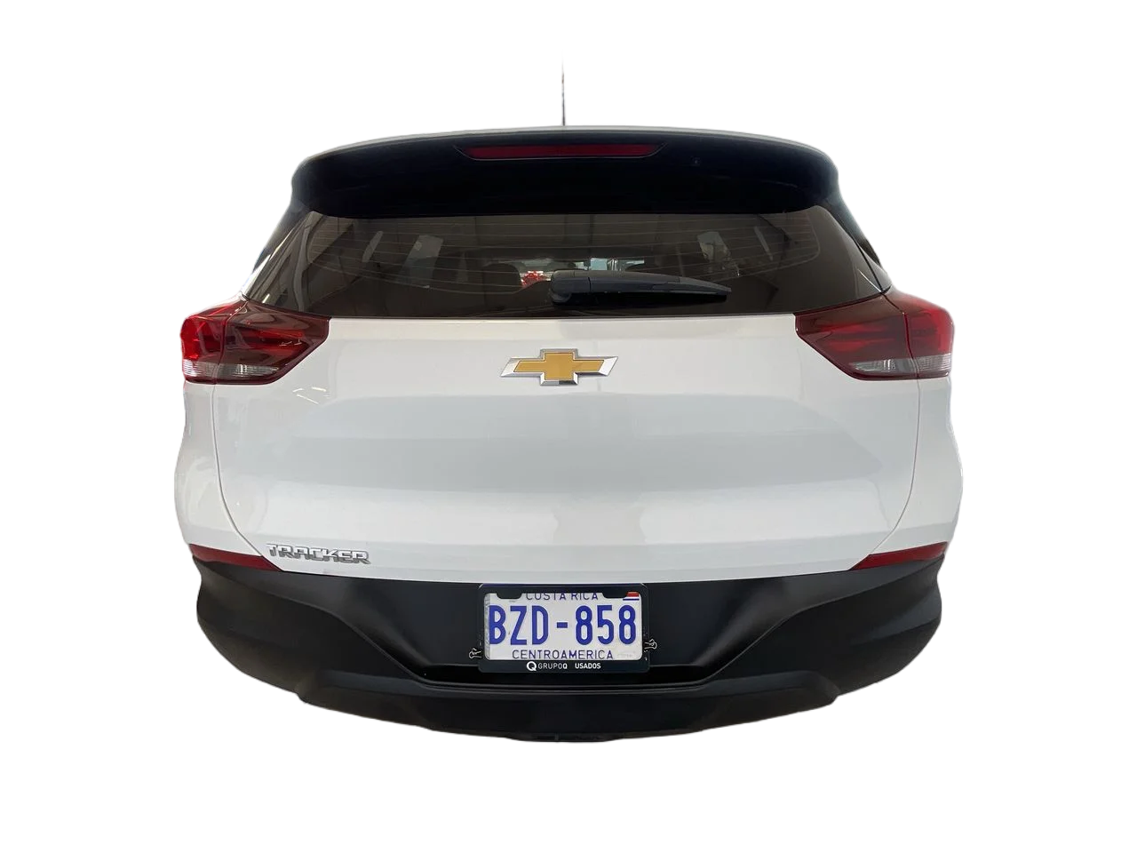 Exterior 6