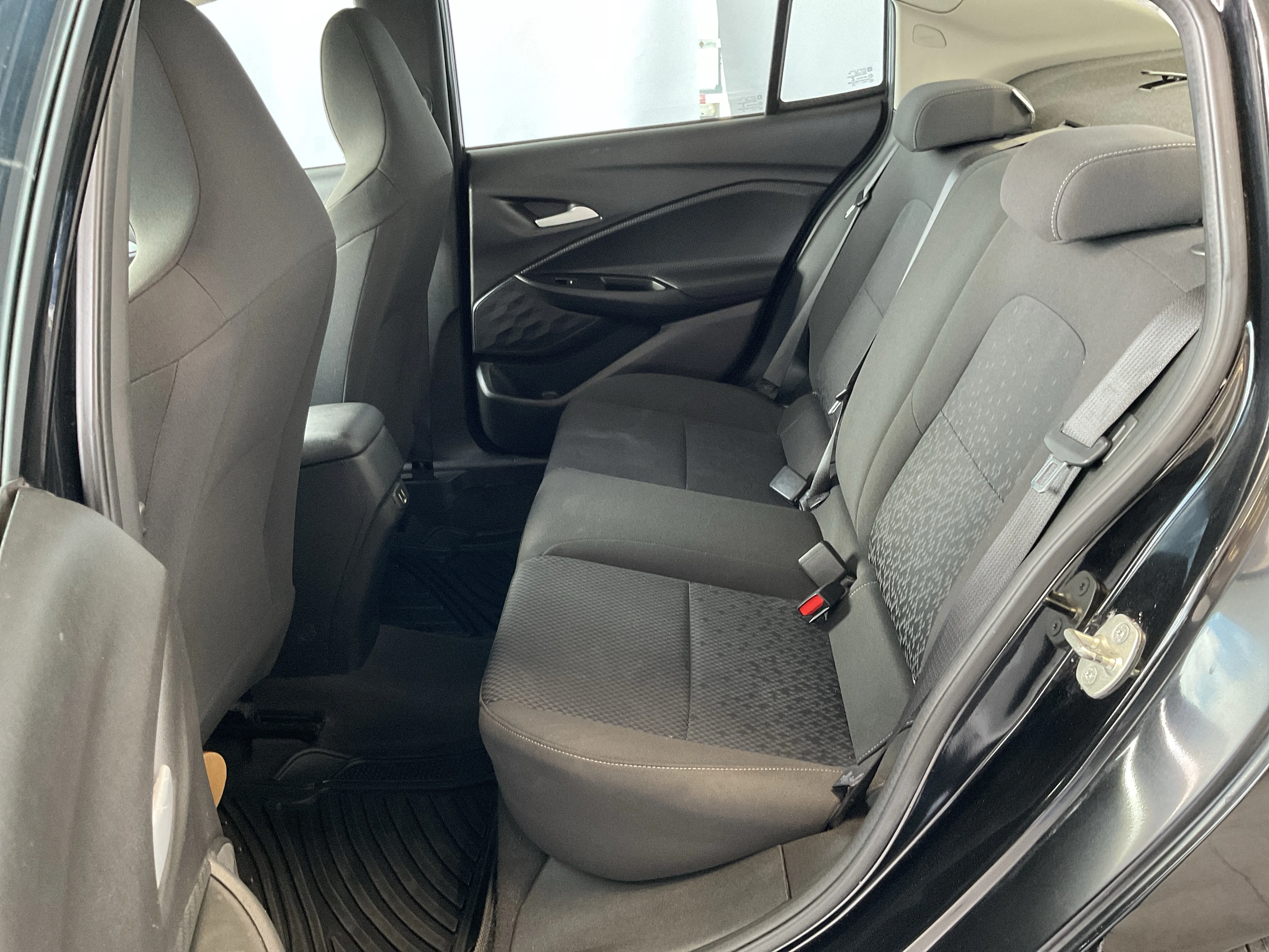 Interior 3
