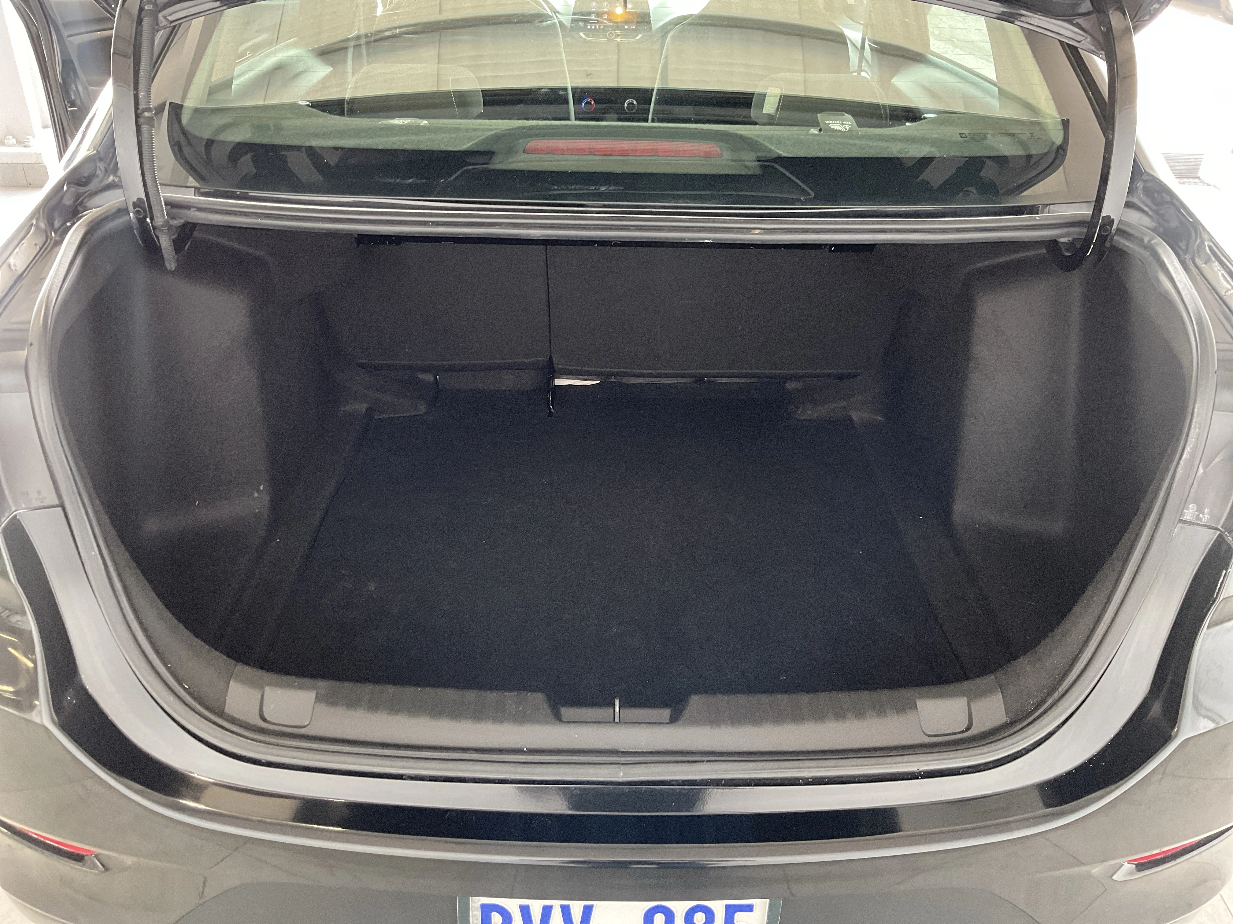 Interior 4