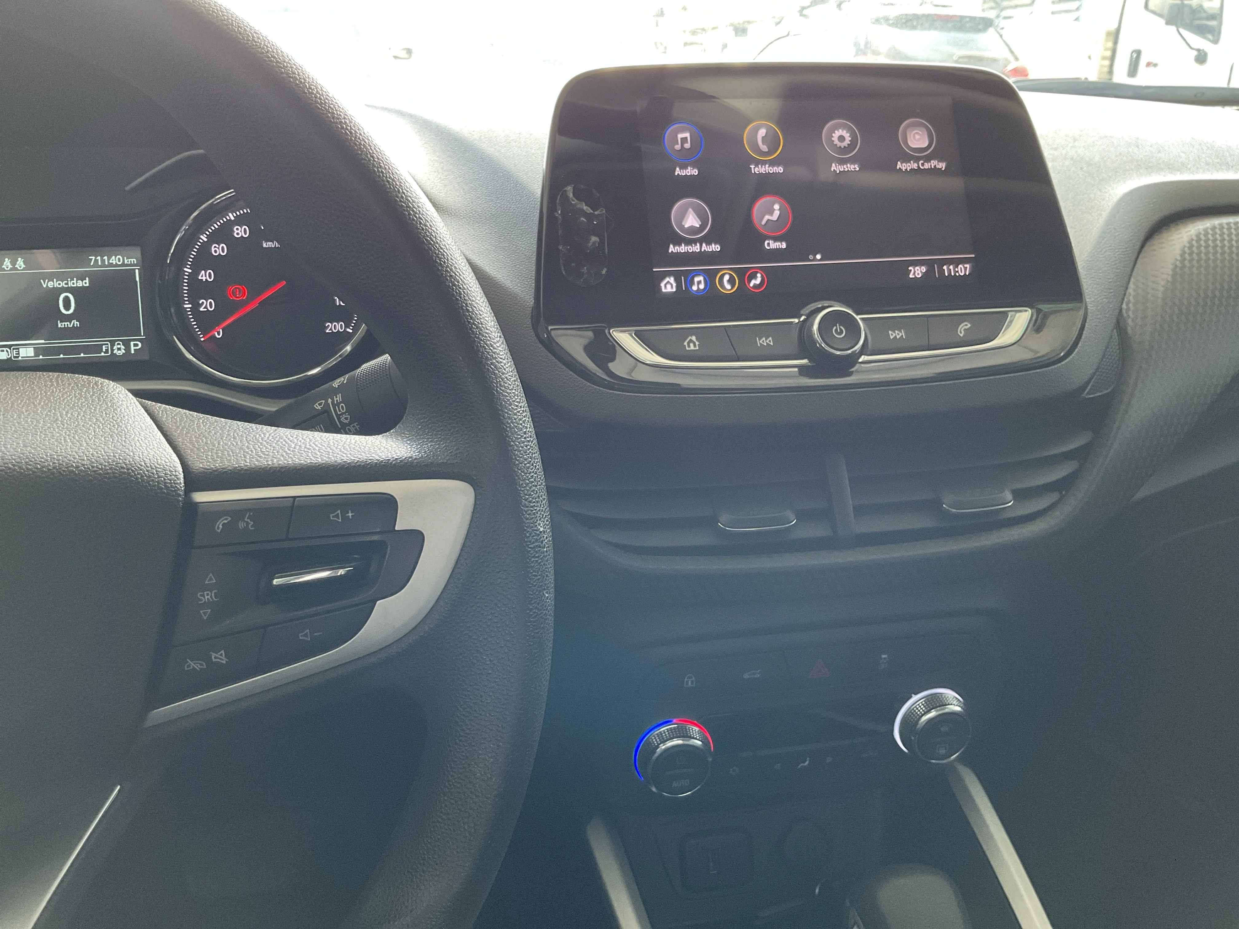 Interior 8