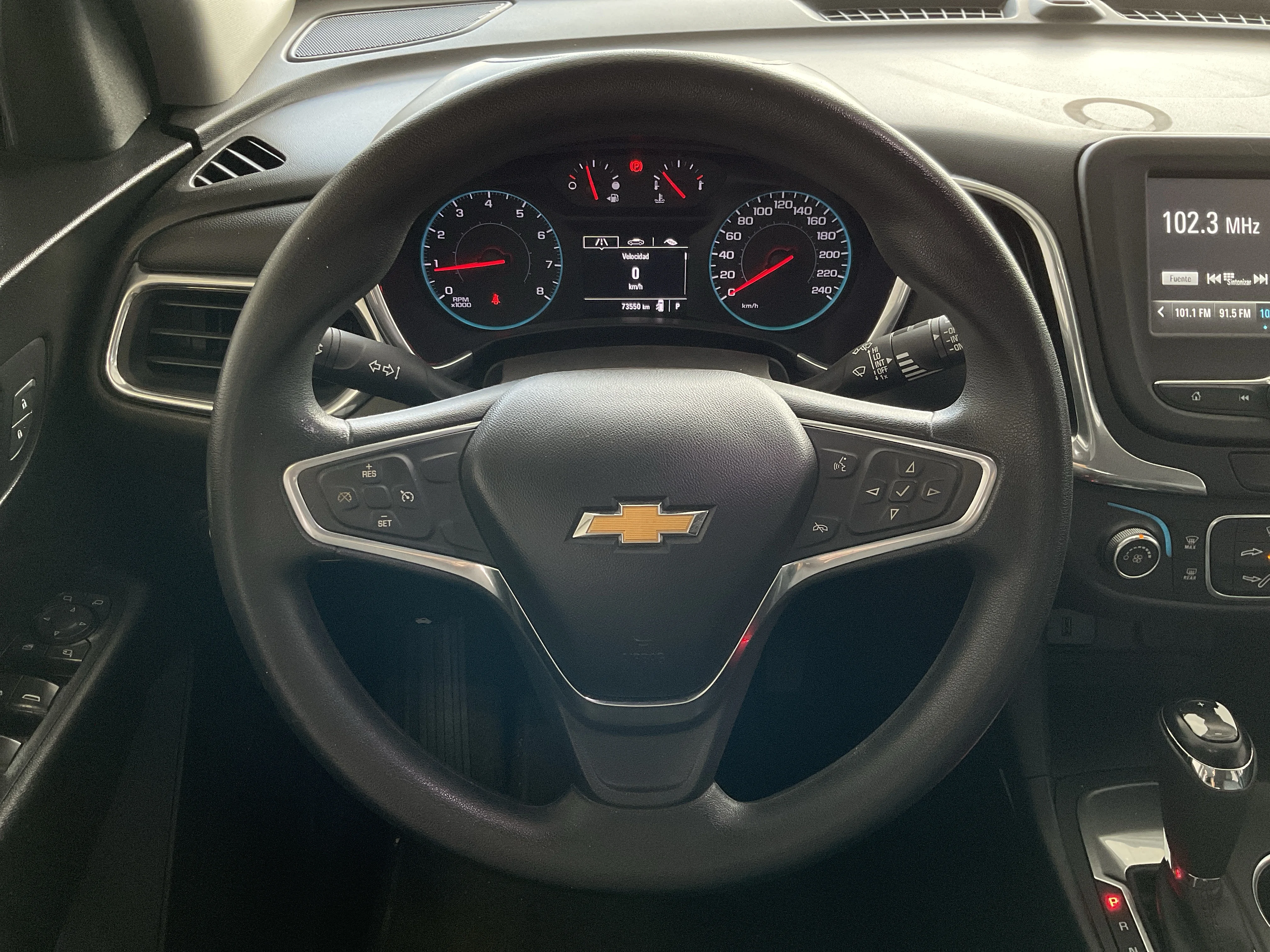 Interior 11