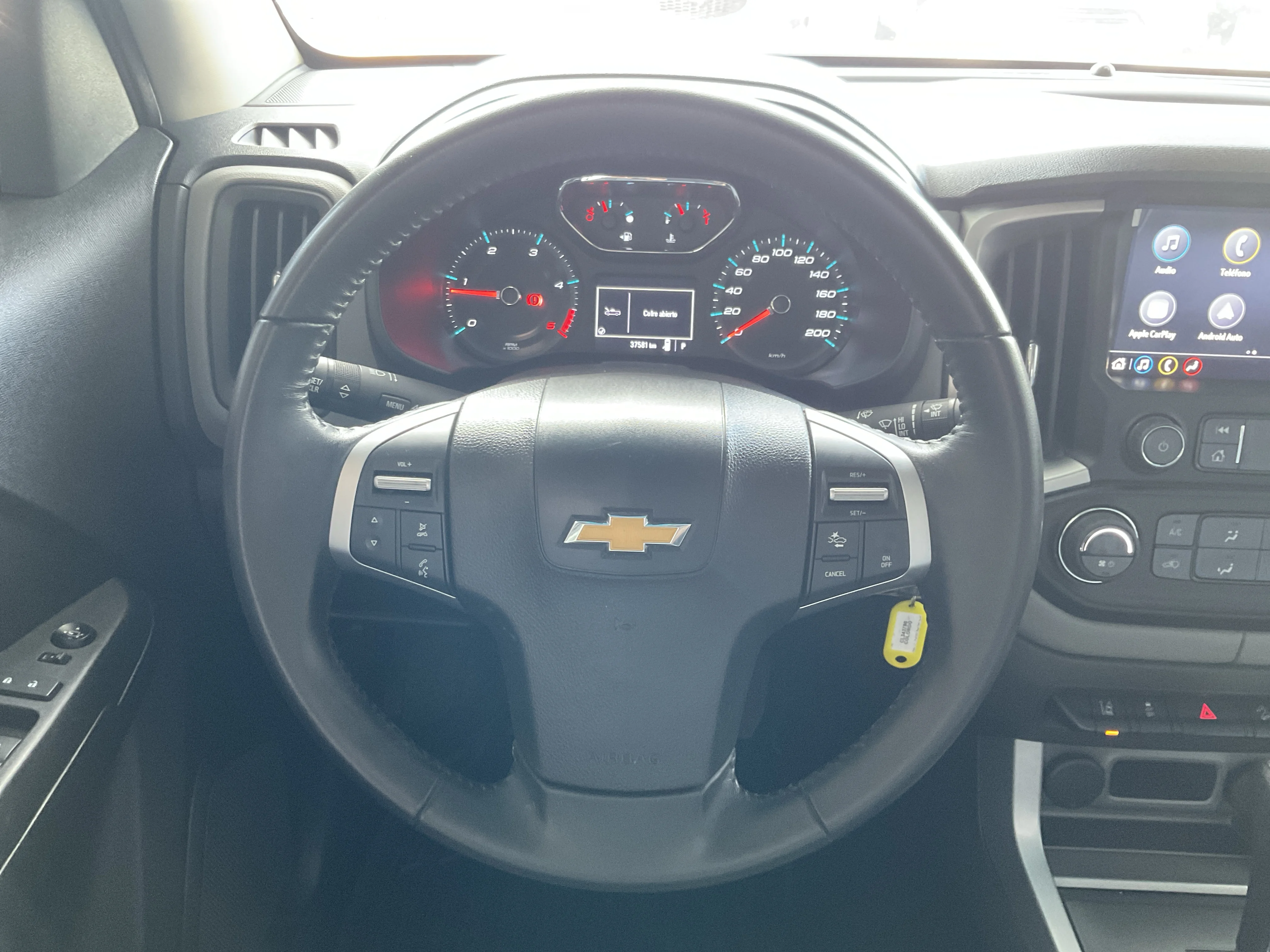 Interior 11