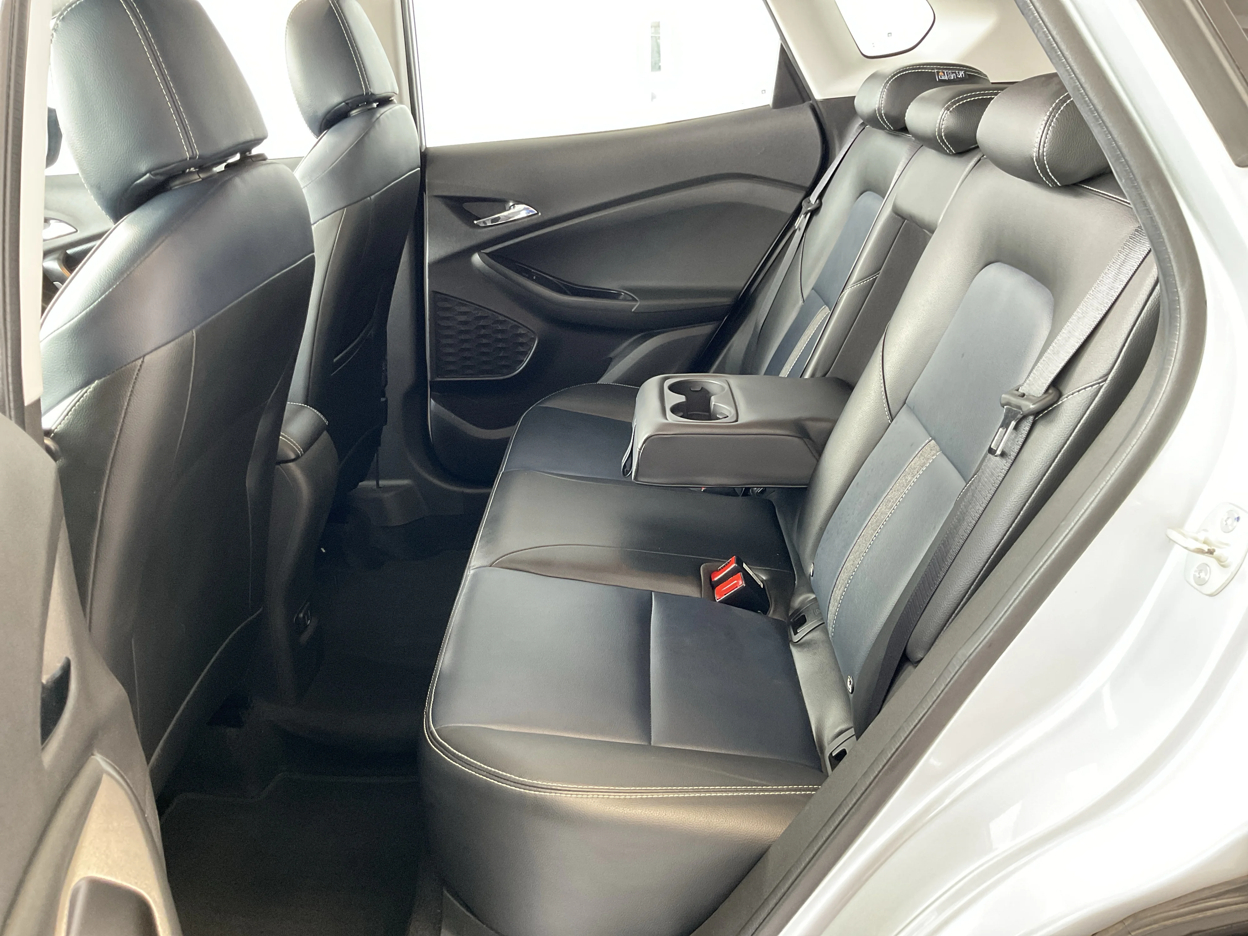 Interior 3