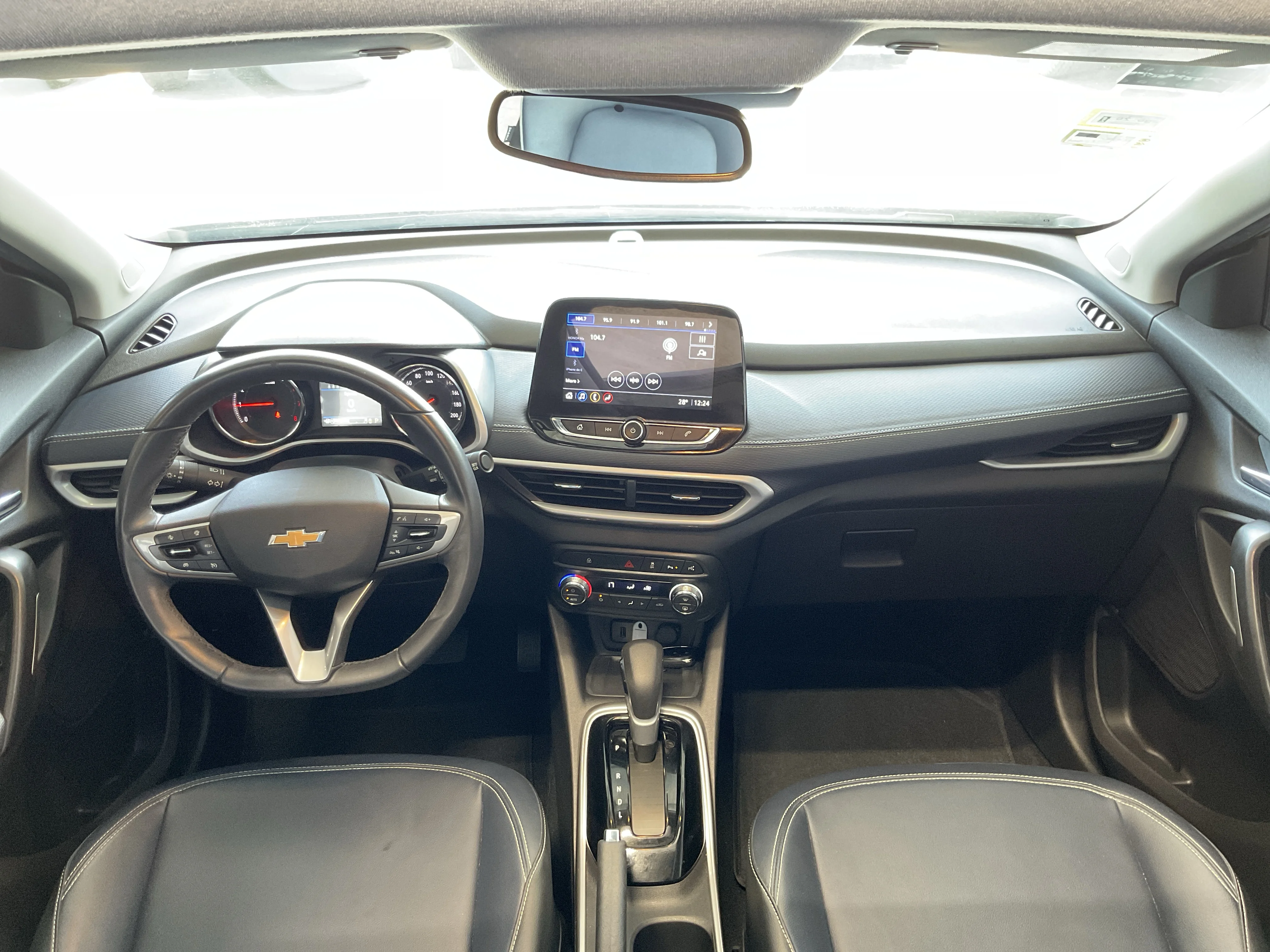 Interior 9