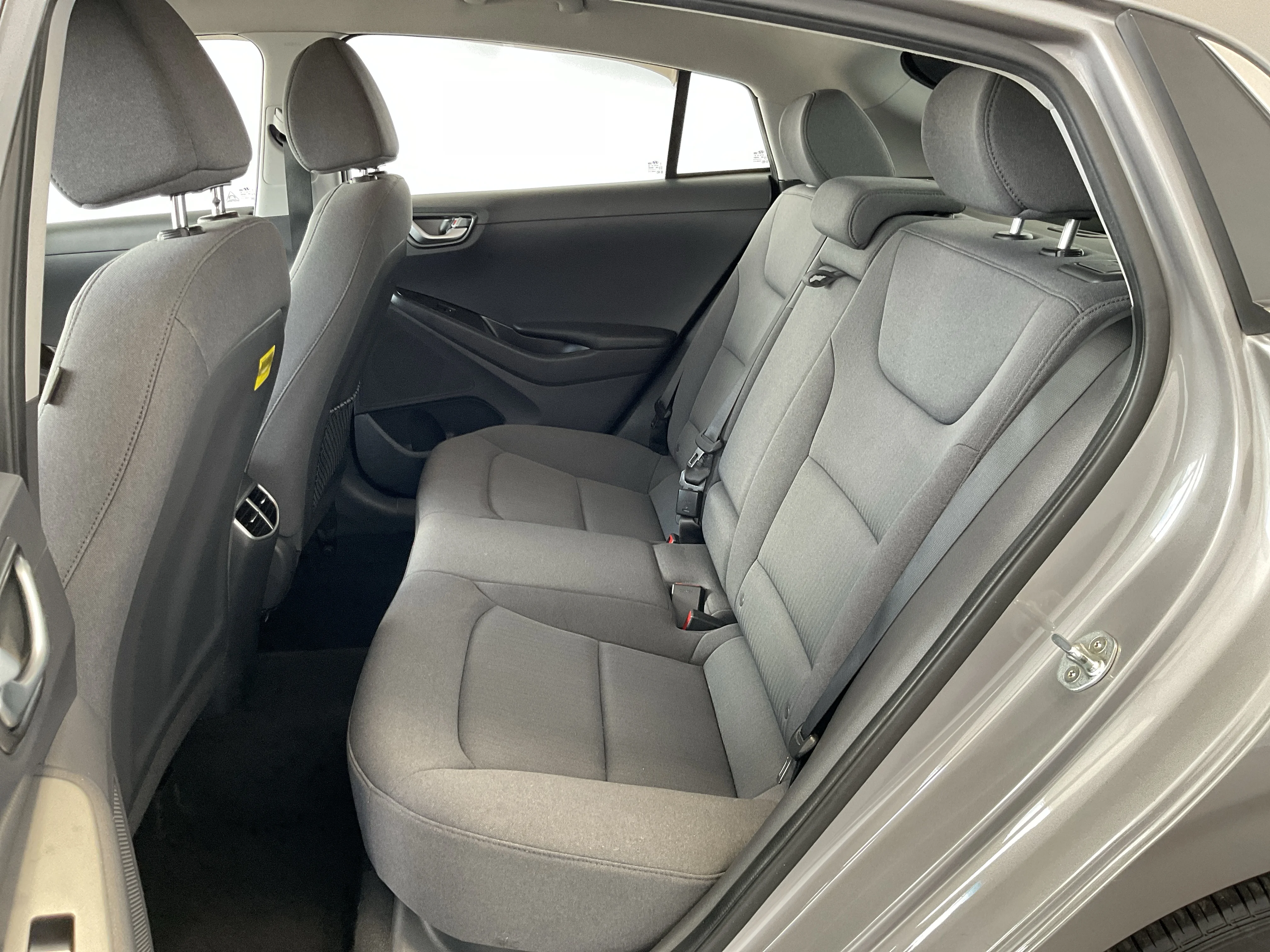 Interior 3