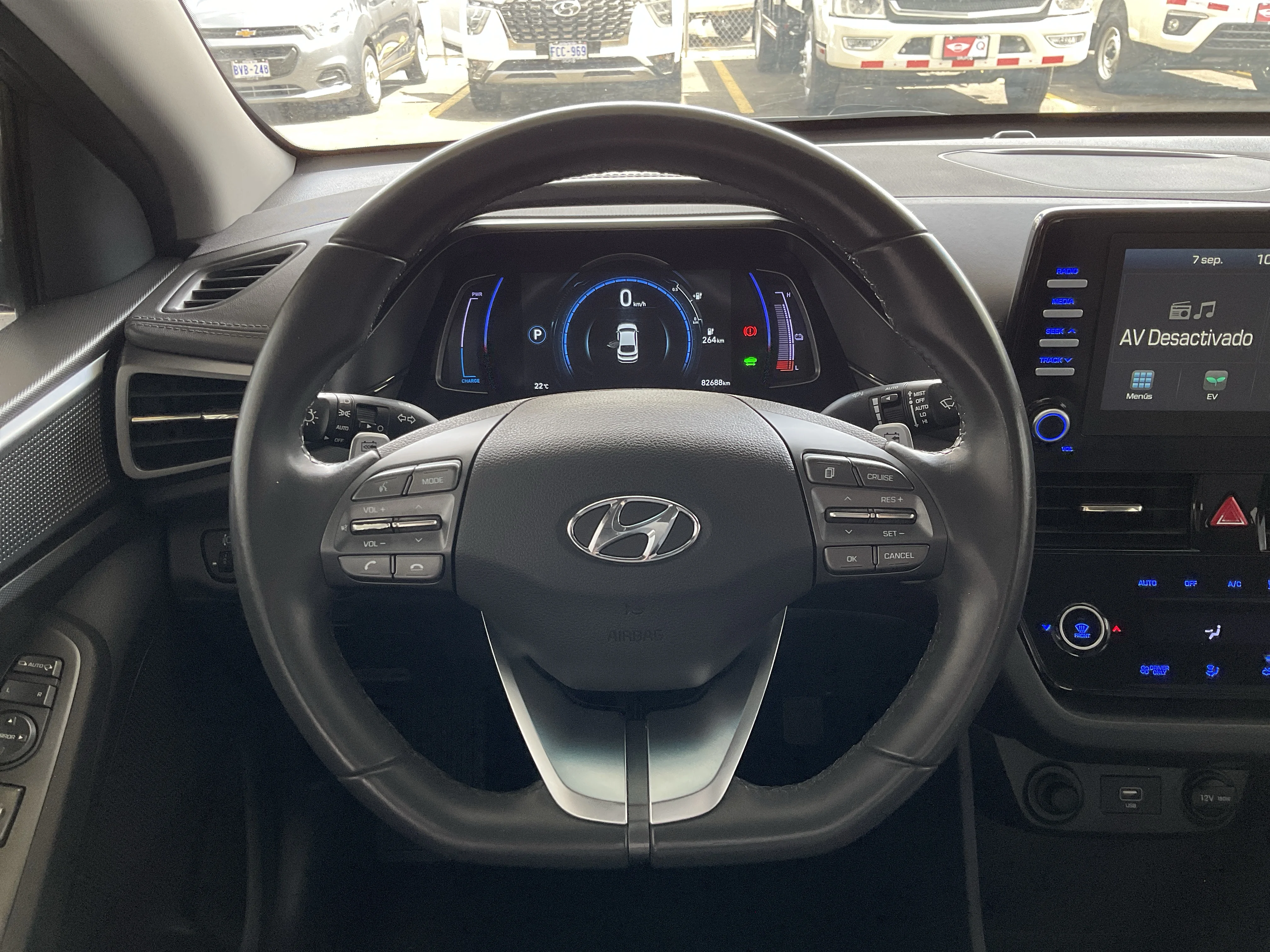 Interior 11