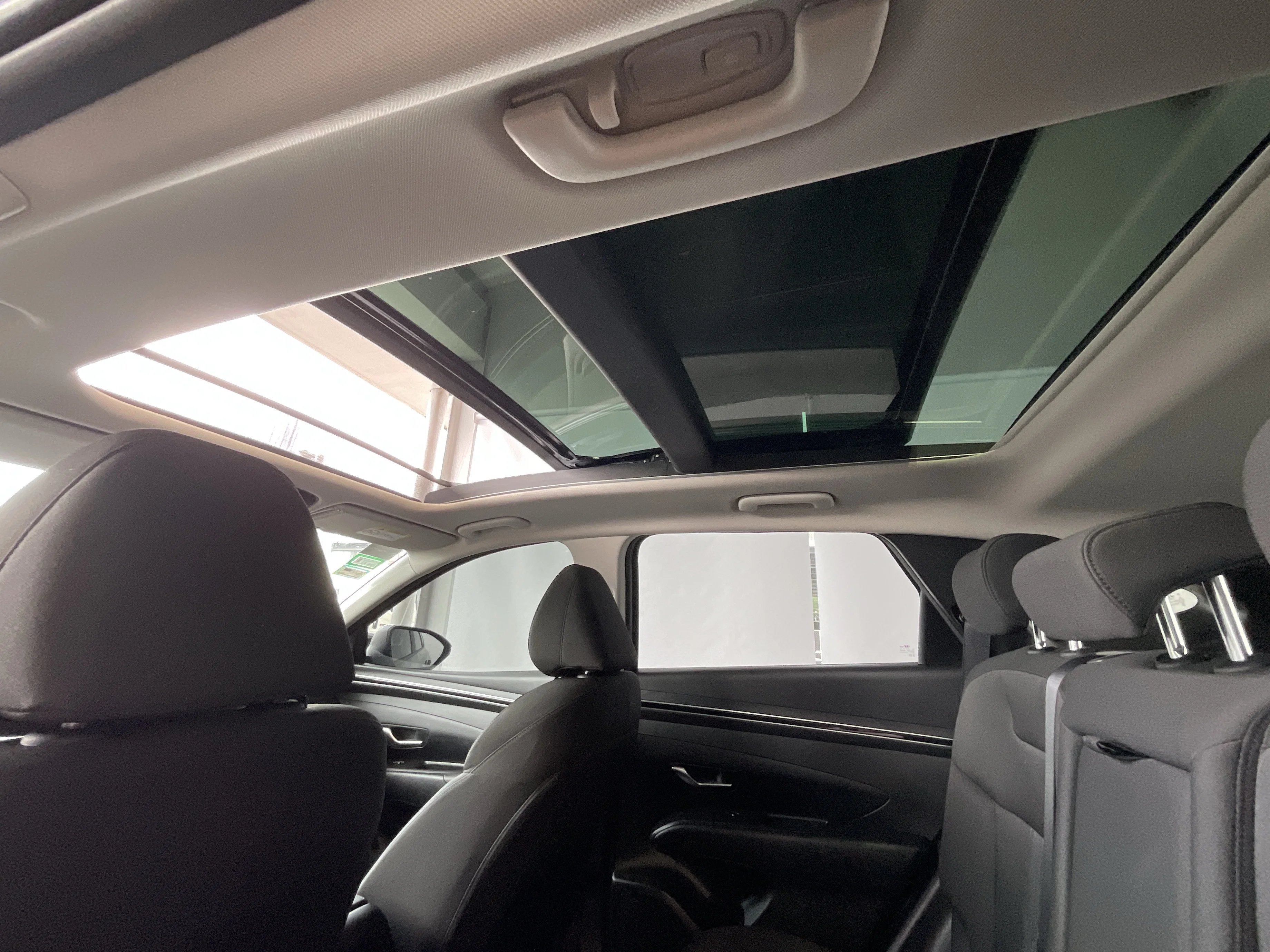 Interior 10
