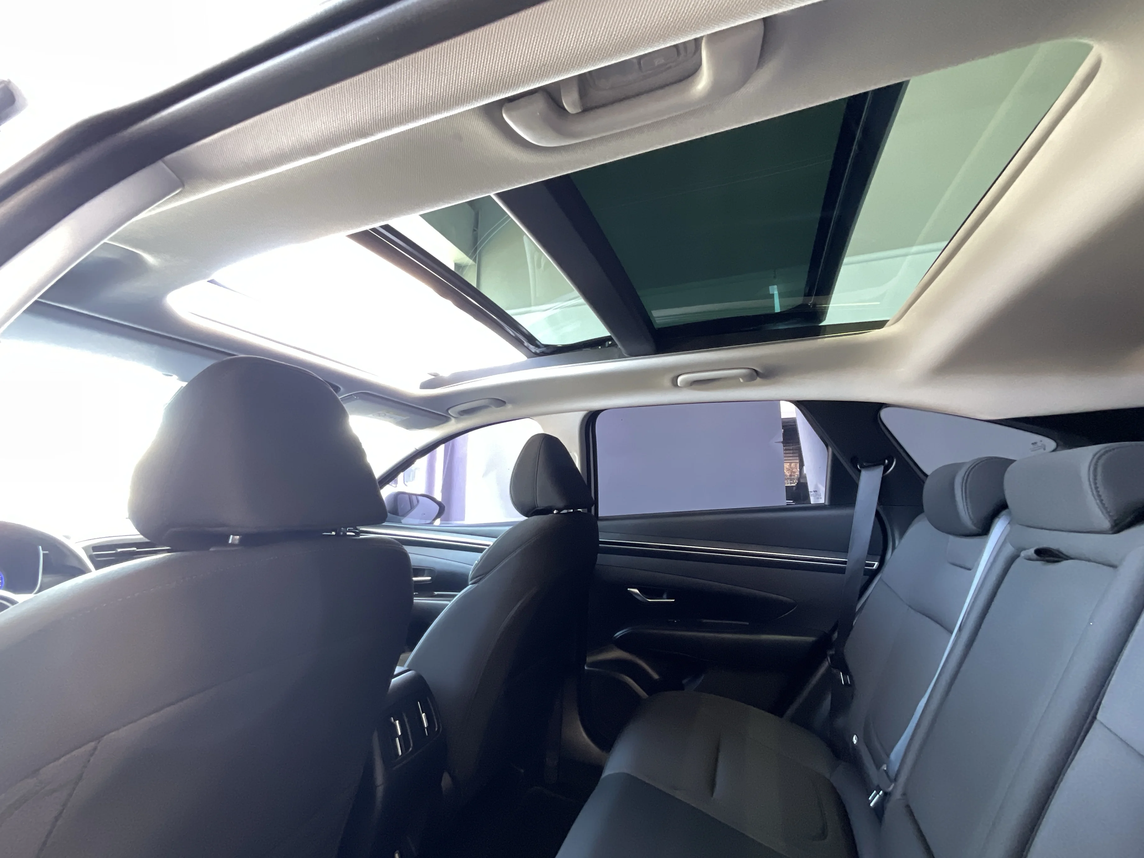Interior 10