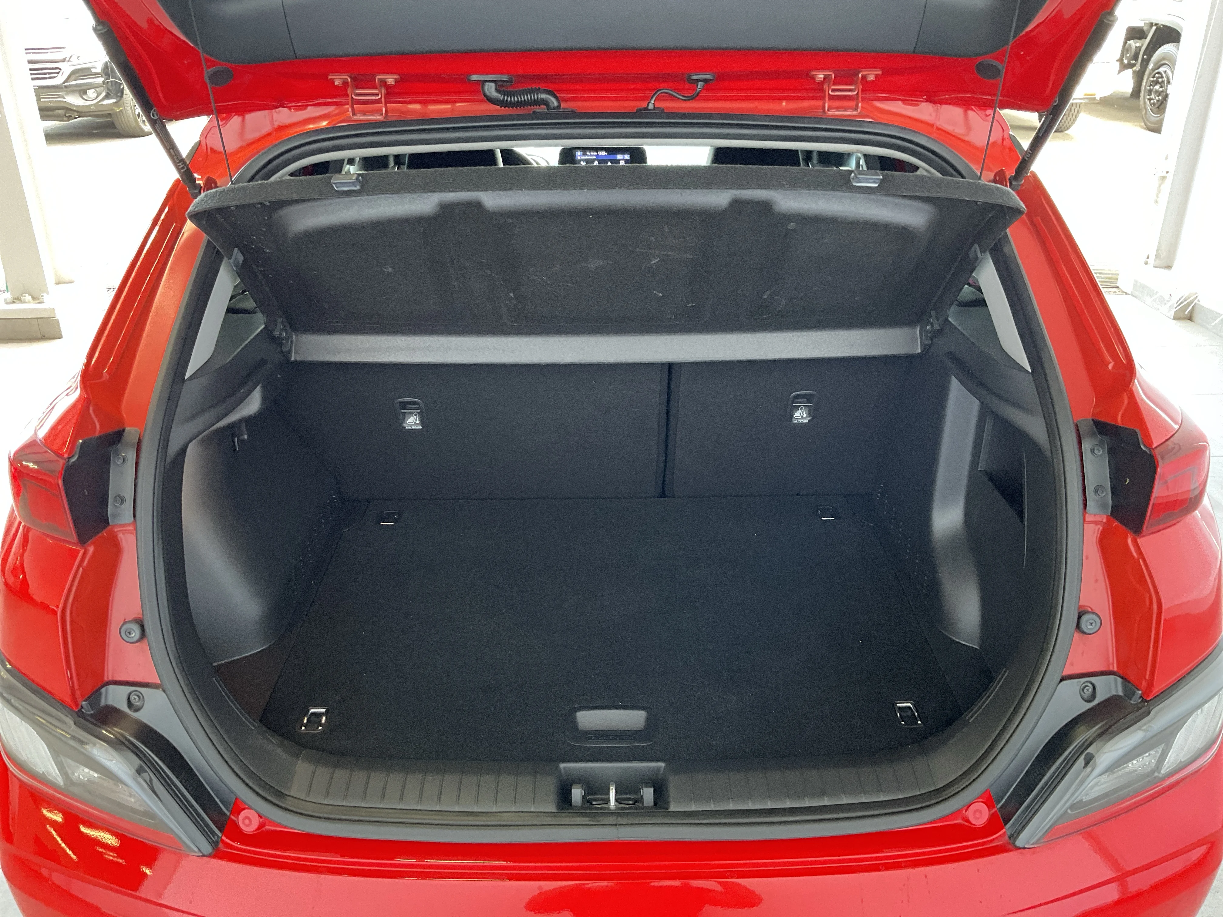 Interior 4