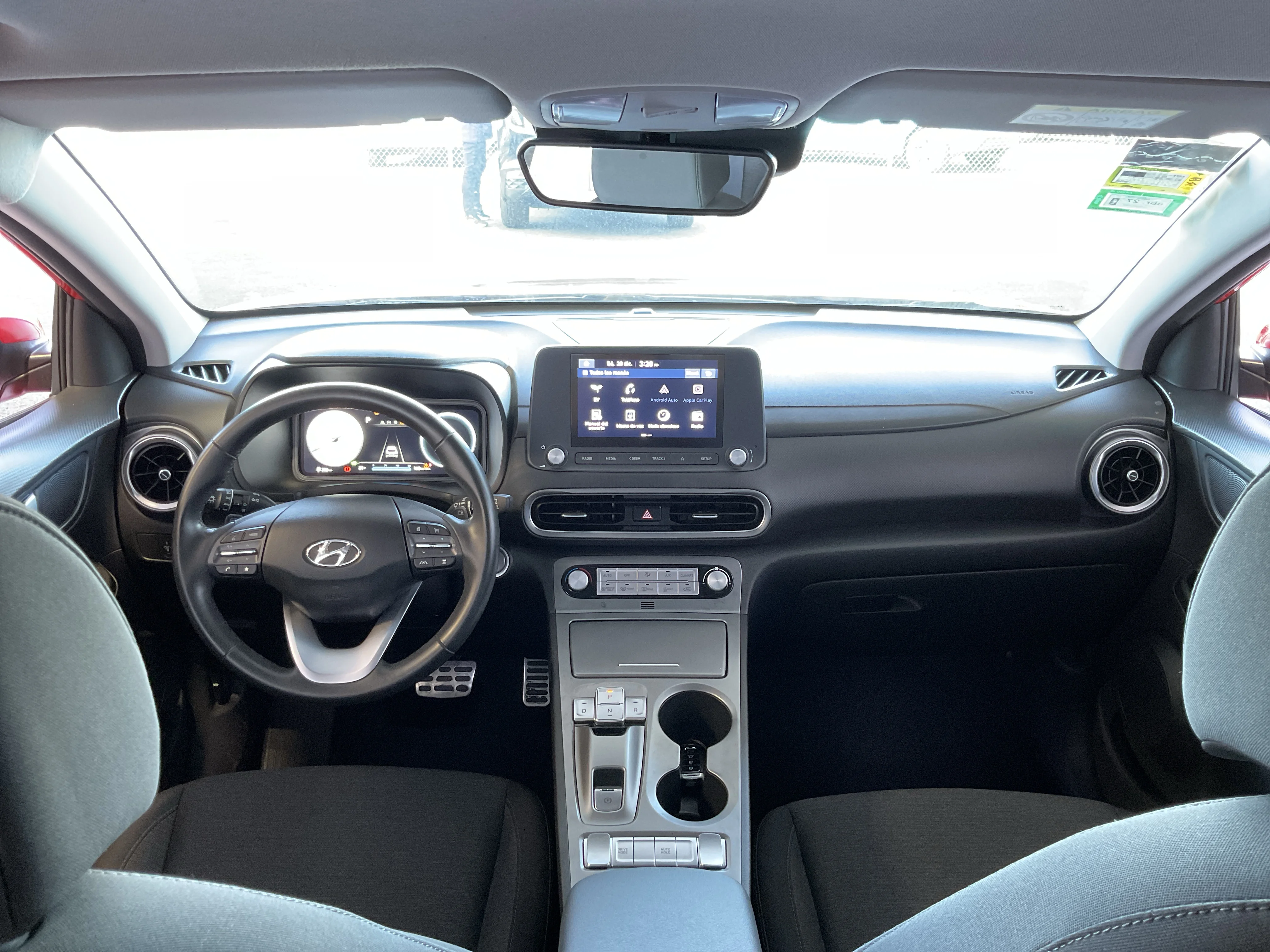 Interior 9