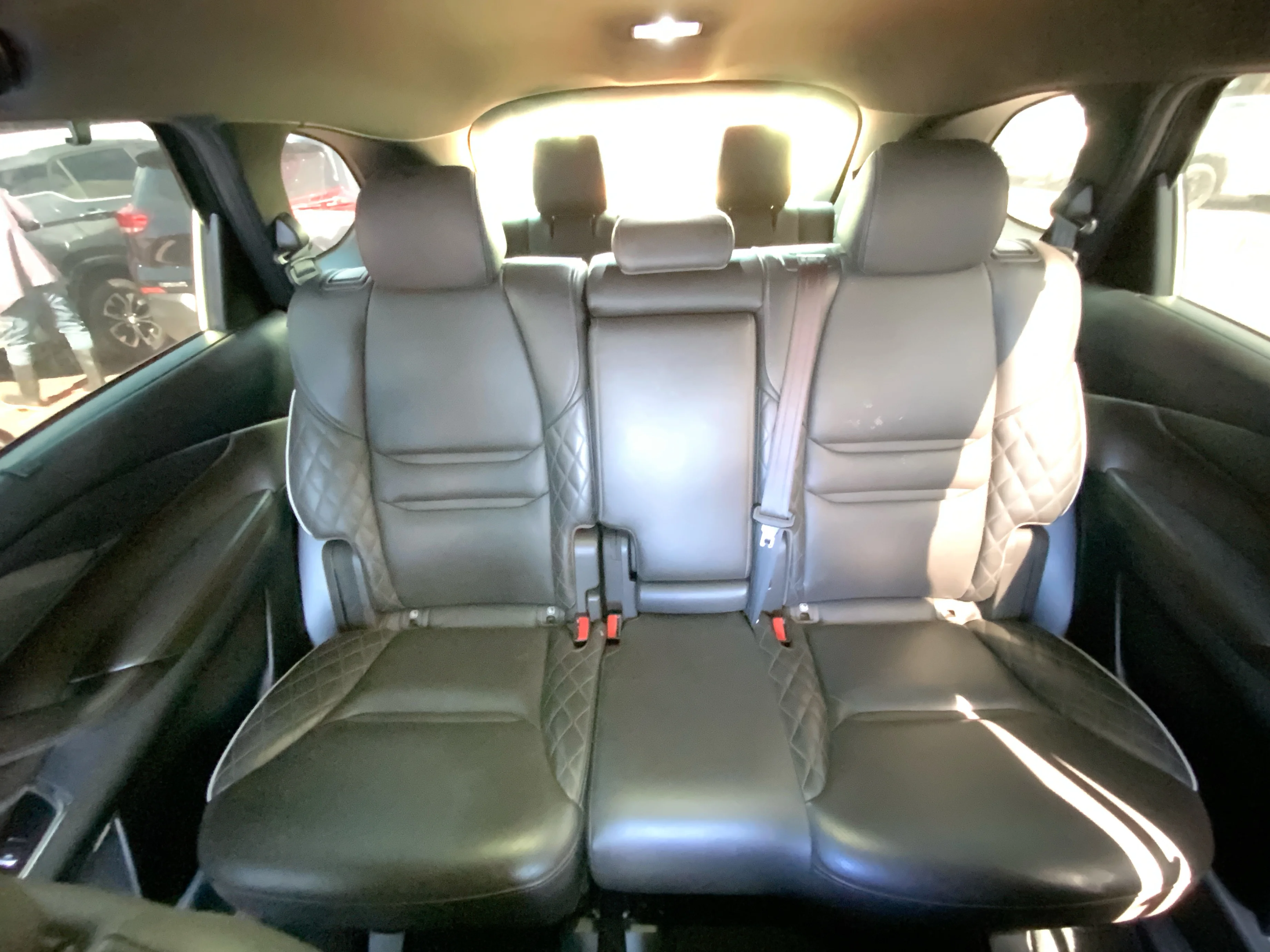 Interior 5