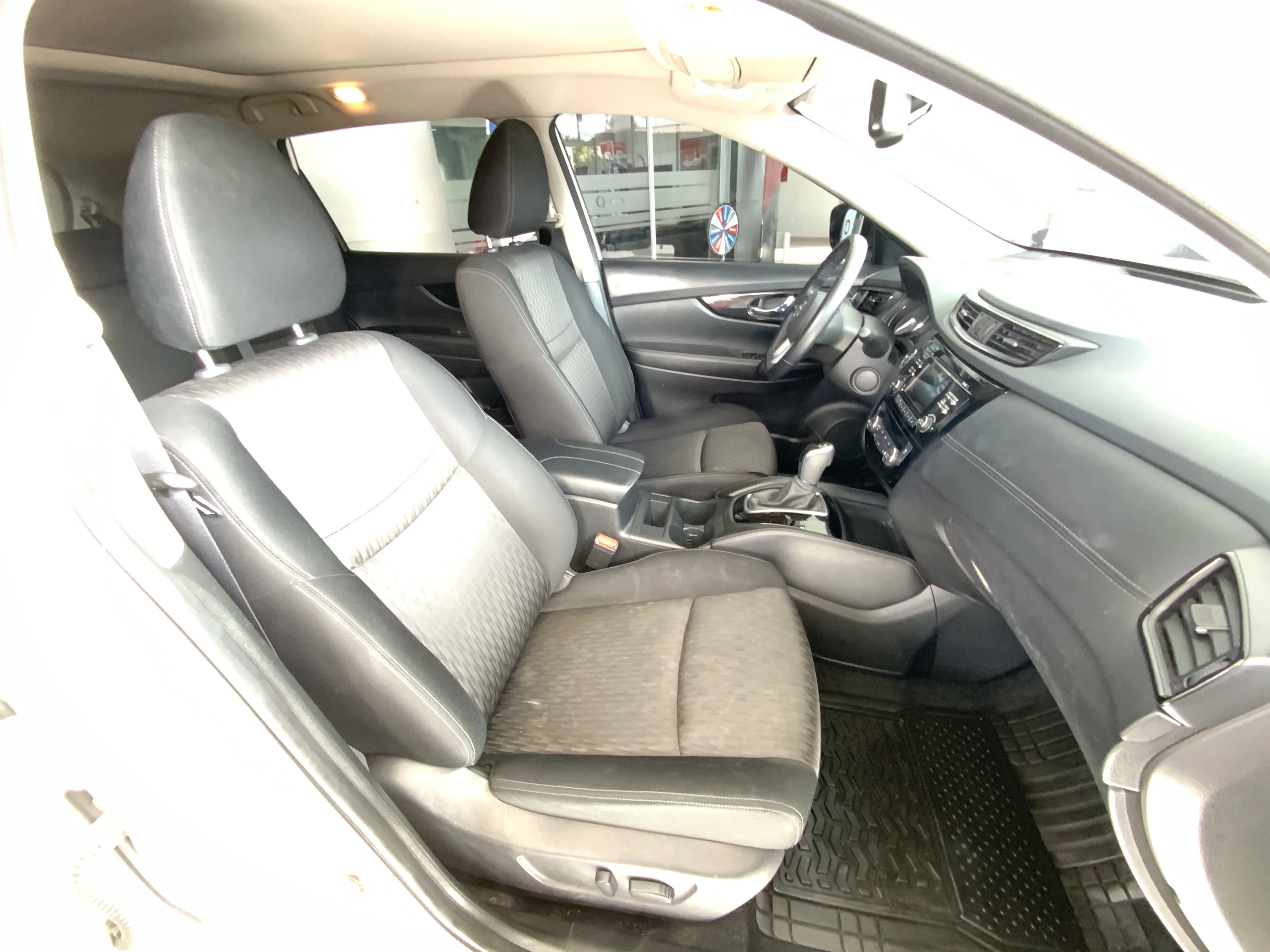 Interior 3