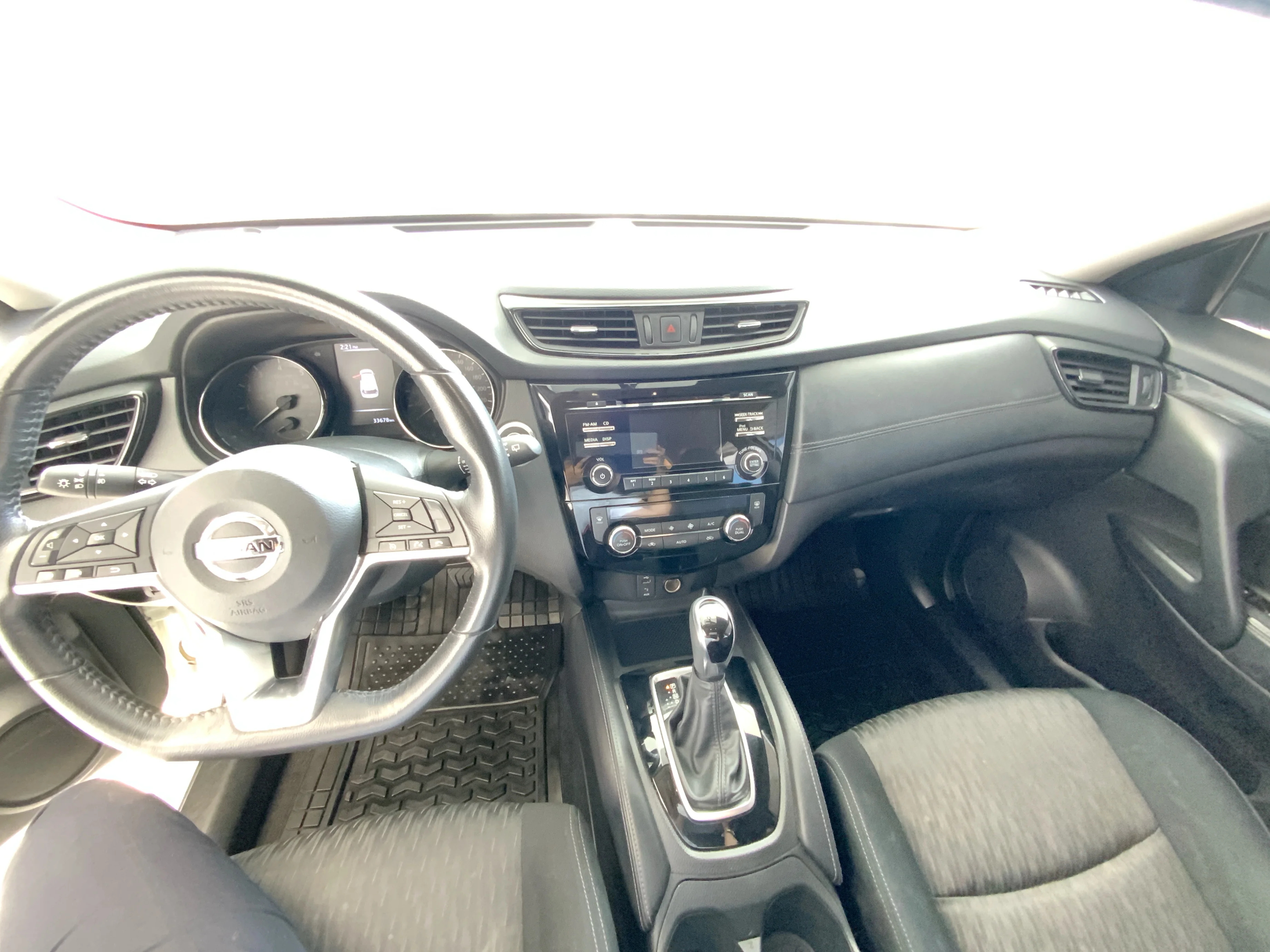 Interior 11