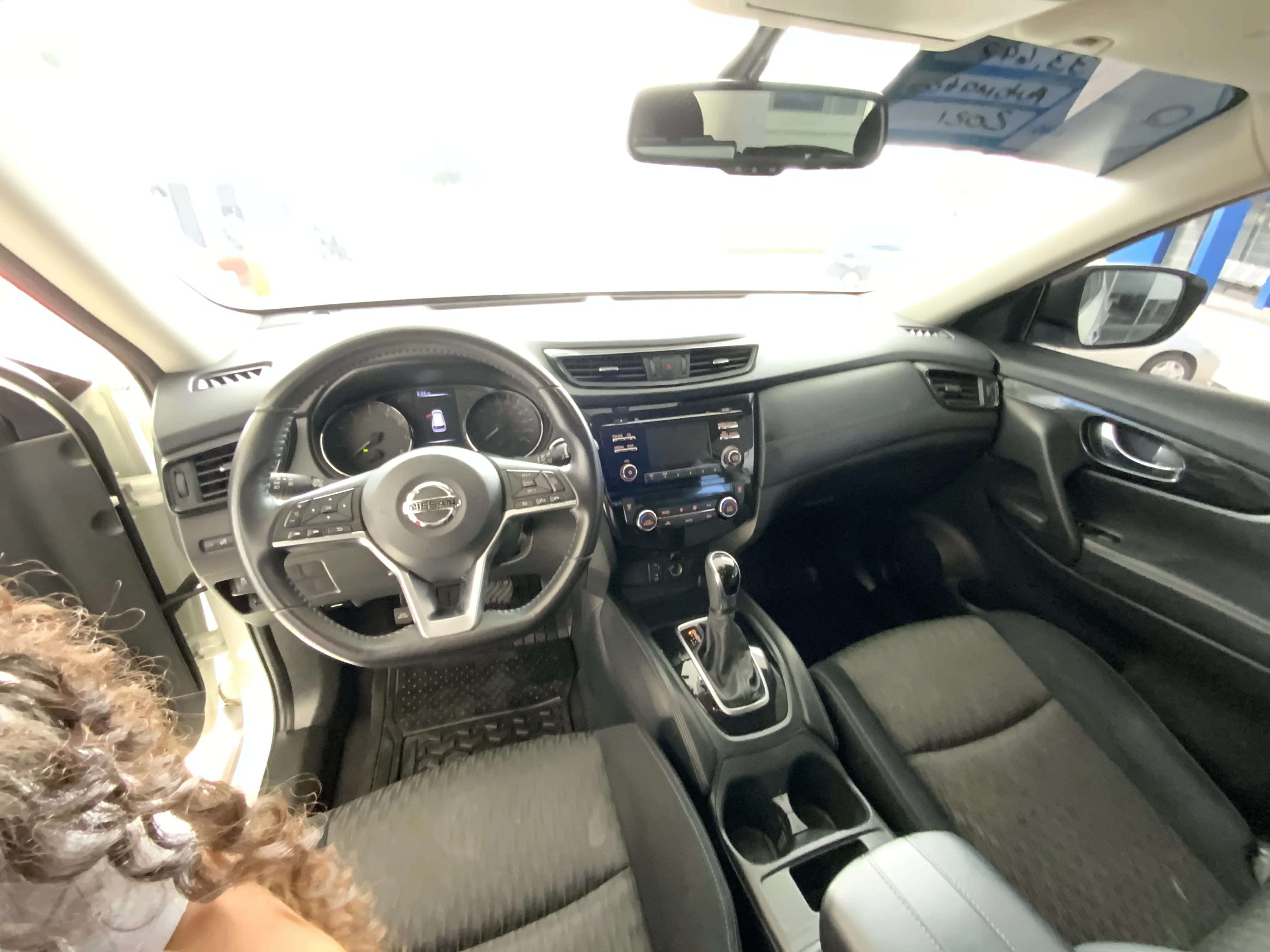 Interior 15